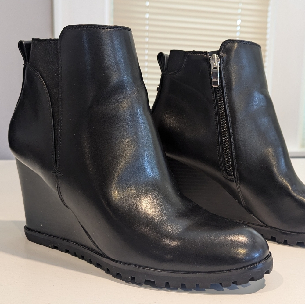 Nine West Curtis Wedge Booties
